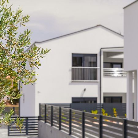 Villa Graefin Малинска Екстериор снимка