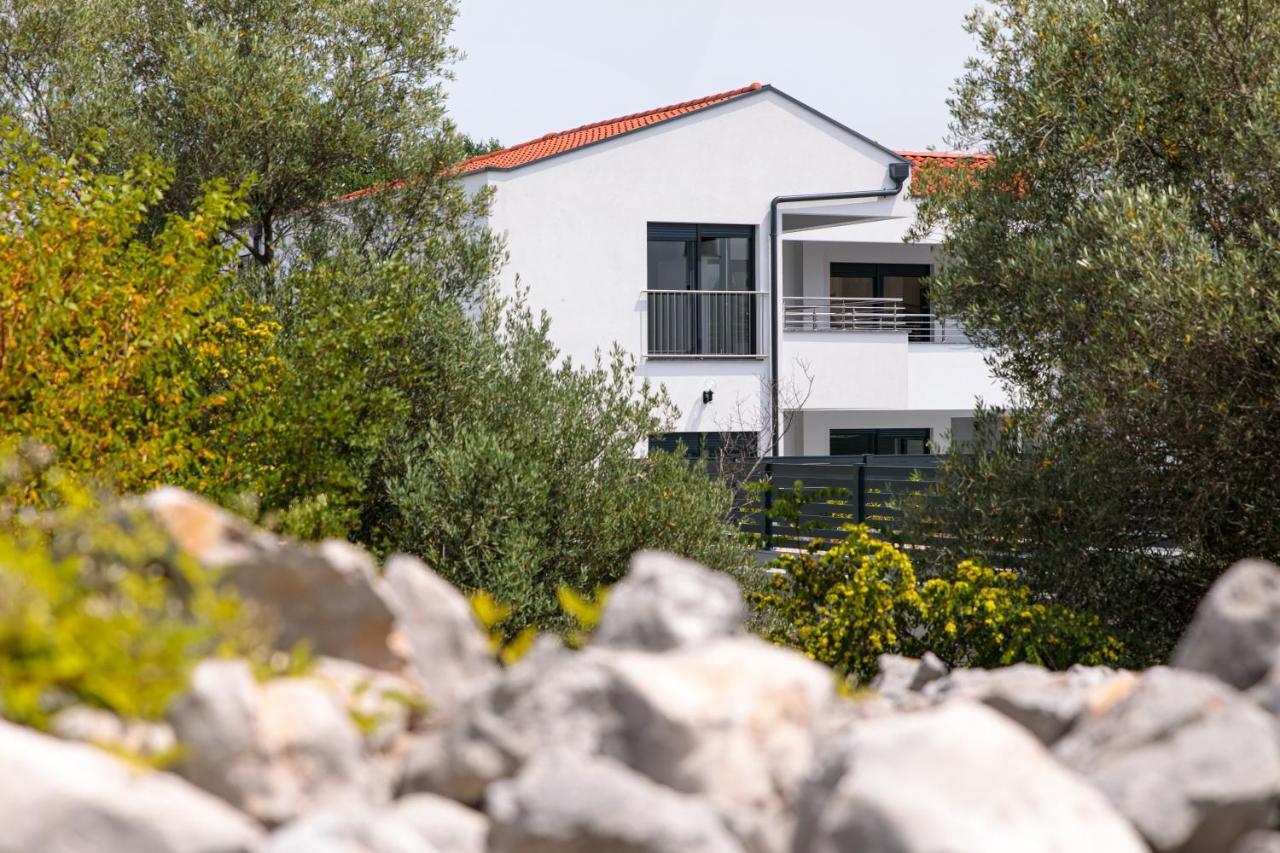 Villa Graefin Малинска Екстериор снимка