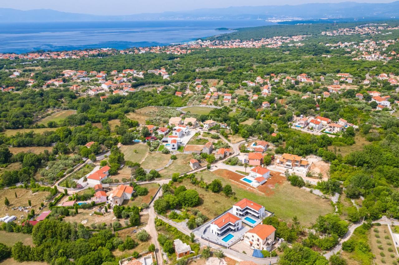 Villa Graefin Малинска Екстериор снимка
