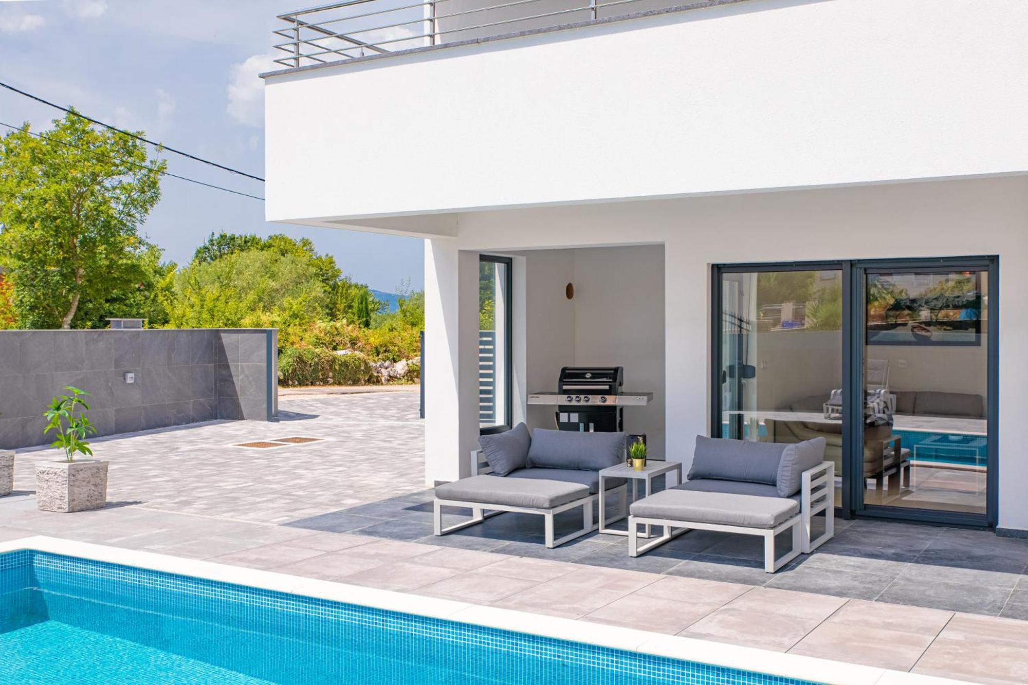 Villa Graefin Малинска Екстериор снимка